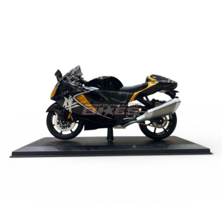 MAISTO SUZUKI HAYABASE 2022